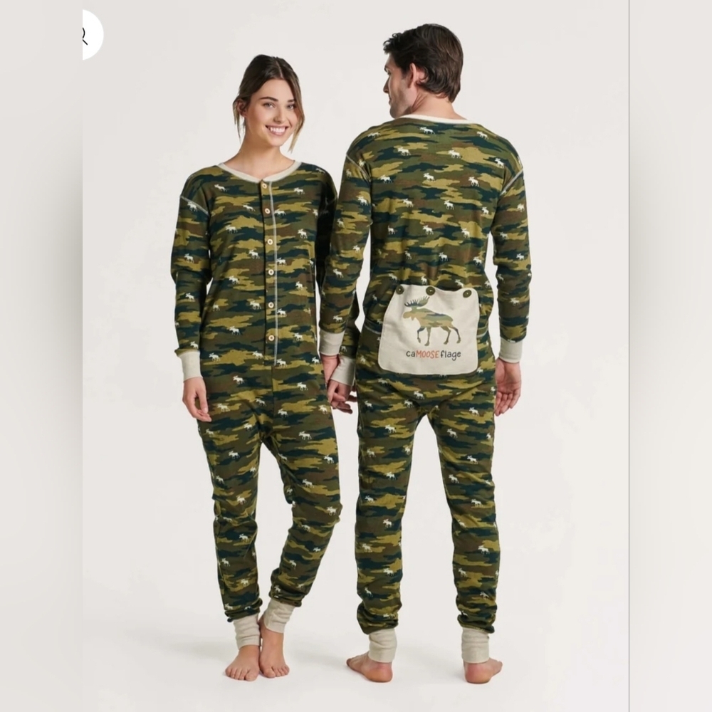 LITTLE BLUE HOUSE BY HATLEY. CAMMOOSEFLAGE ADULT UNION SUIT . SIZE X-LARGE.